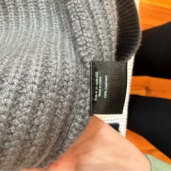 Jenni Kayne Ribbed Turtleneck Gray Sweater